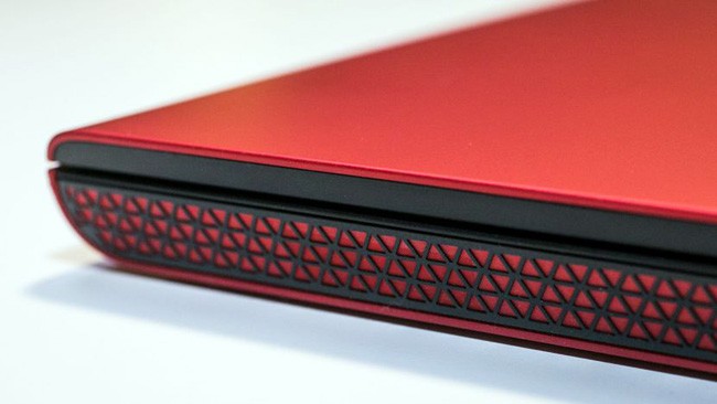 Đánh giá laptop Dell Inspiron 7000 ảnh 6