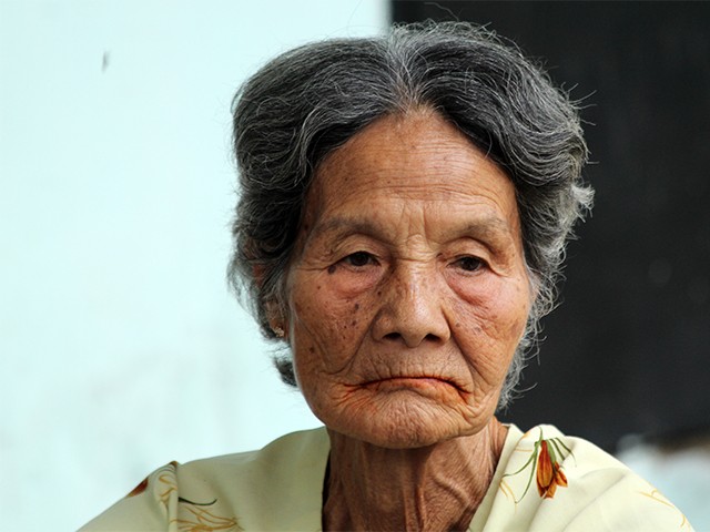 Bà Trần Thị Lê năm nay đã 85 tuổi, vẫn đang lưu lạc tại huyện Nhơn Trạch, tỉnh Đồng Nai.