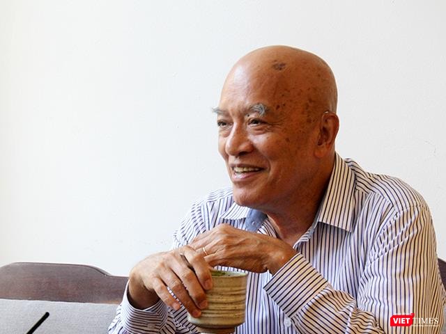 "Khi họ chứng kiến cuộc sống ở đây, tiếp xúc với con người nơi đây, lần hồi những suy nghĩ tiêu cực sẽ bớt đi thôi”, ông Hà Xuân Trừng chia sẻ.