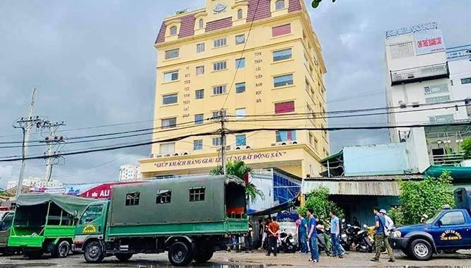 Bắt tạm giam Chủ tịch Hội đồng quản trị Alibaba Nguyễn Thái Luyện ảnh 2 Bắt Giám đốc Công ty Cổ phần Địa ốc Alibaba