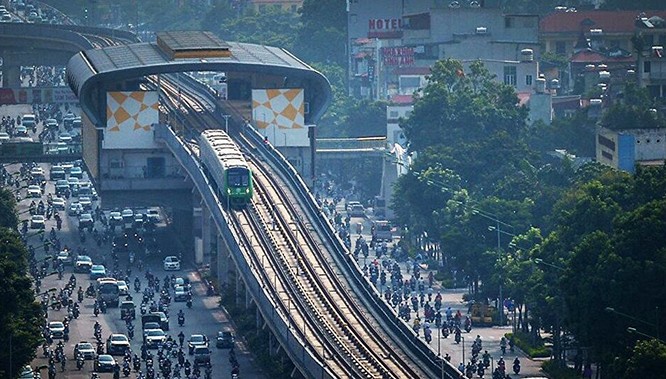 Để tránh rơi vào “bẫy vay nợ song phương” tương tự, bài học rút ra từ phía Việt Nam là trong khâu chuẩn bị dự án không nên chỉ vì có được vốn mà quyết định đầu tư. Ảnh: Zing. Để tránh rơi vào “bẫy vay nợ song phương” tương tự, bài học rút ra từ phía Việt Nam là trong khâu chuẩn bị dự án không nên chỉ vì có được vốn mà quyết định đầu tư. Ảnh: Zing.