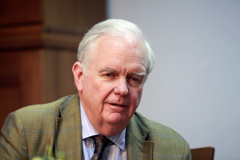 Ông Thomas Vallely hồi tưởng lại câu chuyện 25 năm bình thường hóa quan hệ Việt - Mỹ. (Ảnh: Phạm Hải - VNN).