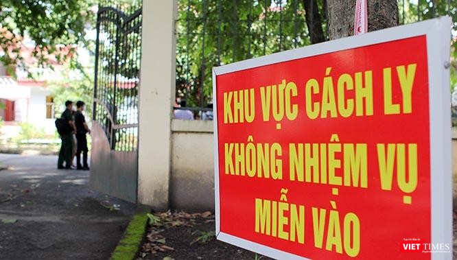 Nhân sự hiện tại của Trung tâm Điều trị Covid-19 gồm 123 cán bộ nhân viên y tế, được phân chia theo 3 khu: Điều trị bệnh nhân nặng, hồi sức bệnh nhân nguy kịch và chăm sóc bệnh nhân vừa, nhẹ. Ảnh: GVT.