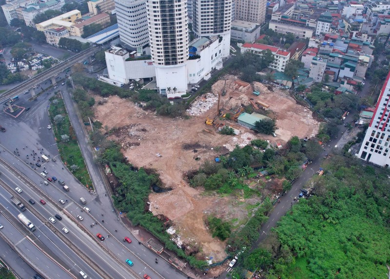 Dự án Constrexim Complex tái khởi động từ đầu năm nay. Ảnh: Hải Thu 