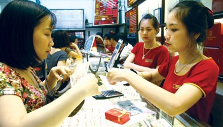 Các điểm kinh doanh vàng chủ yếu mua bán vàng trang sức. 