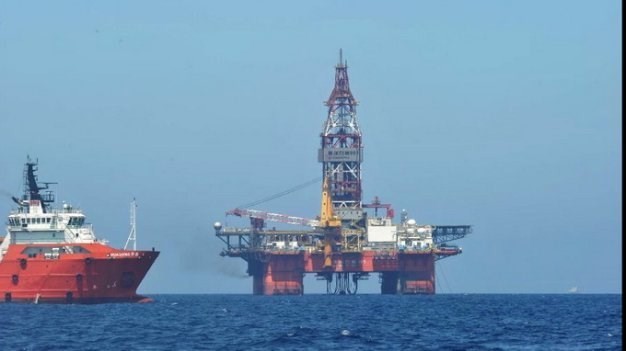 Tháng 5/2014, Trung Quốc đã đưa giàn khoan Hải Dương -981 vào vùng đặc quyền kinh tế và thềm lục địa của Việt Nam nhằm mưu đồ cố tình tạo ra tranh chấp.