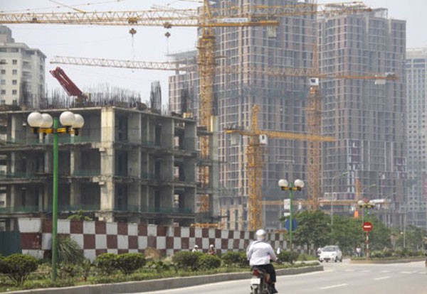 Sợ luật mới: Ồ ạt lập doanh nghiệp nhà đất 'hạng gà, hạng lông' ảnh 1