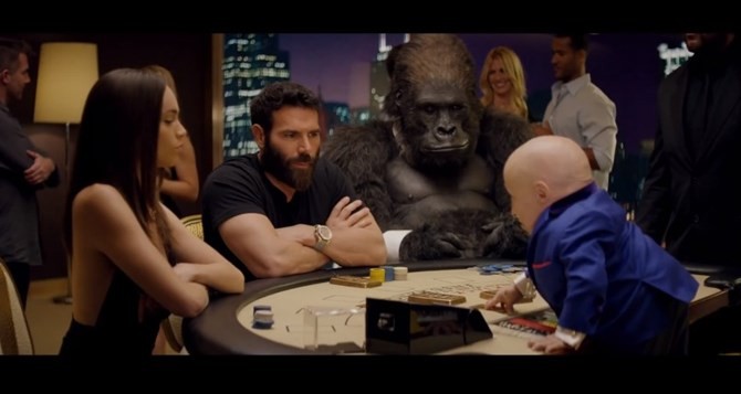 Những thú ăn chơi khét tiếng của ông hoàng Instagram  ảnh 1