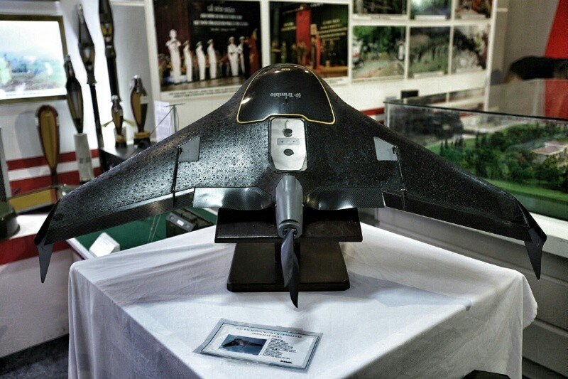 Việt Nam lần đầu phô diễn nhiều vũ khí, trang bị hiện đại sẵn sàng chiến đấu ảnh 1