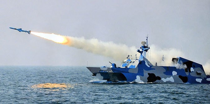 Các tàu LCS của Mỹ (ảnh trên) sẽ không thể chống nổi các tàu tên lửa lớp Type 22 của Trung Quốc trang bị mỗi tàu 8 tên lửa chống hạm YJ-83