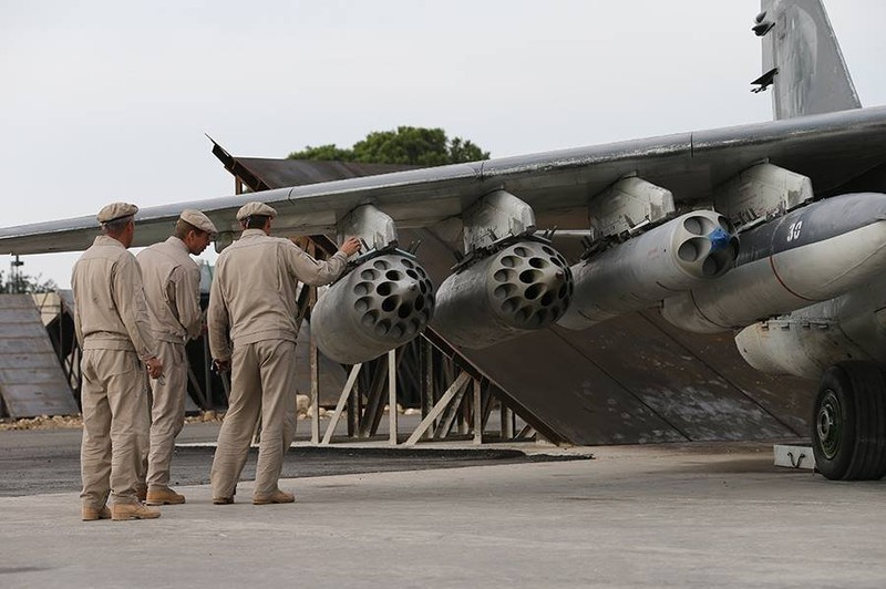 Quân nhân Nga tại căn cứ không quân ở tỉnh Latakia
