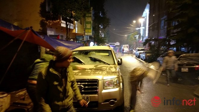 Miền Bắc chìm trong giá rét, tuyết bắt đầu rơi ở Sapa ảnh 3