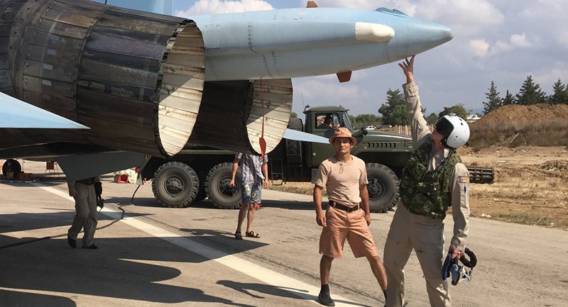 Phi công Nga tham chiến tại Syria trước giờ xuất kích