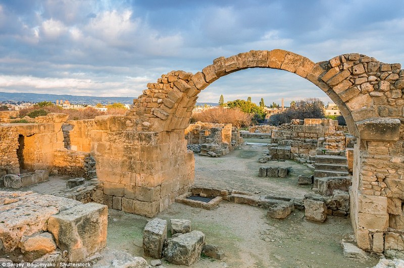 Mười điểm đến hấp dẫn nhất châu Âu năm 2017 (video) ảnh 9