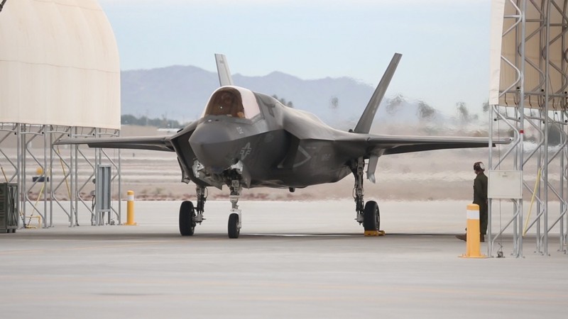 Phi đội F-35B Mỹ sẵn sàng chiến đấu với Triều Tiên (video) ảnh 1