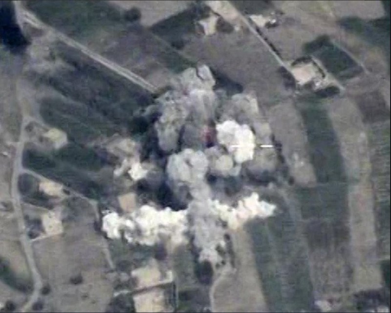 Không quân Nga không kích dữ dội căn cứ của IS trên chiến trường Deir Ezzor - ảnh minh họa Masdar News