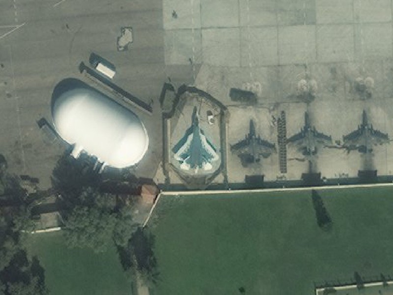 Ảnh vệ tinh công khai bí mật, Su-57 Nga vẫn hiện diện ở Syria ảnh 4