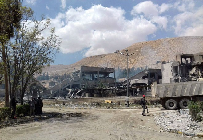 Syria bắn hạ 71 tên lửa Mỹ-Anh-Pháp: Nga phóng đại hay “màn dạo đầu” của Washington? ảnh 5