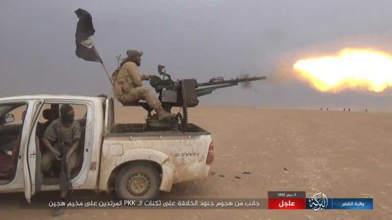 Các tay súng khủng bố IS tấn công lực lượng SDF ở Deir Ezzor.