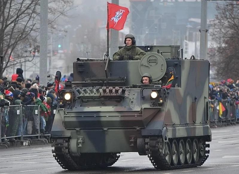 Xe thiết giáp chỉ huy đa năng M577 Litva. Ảnh Military Leak.