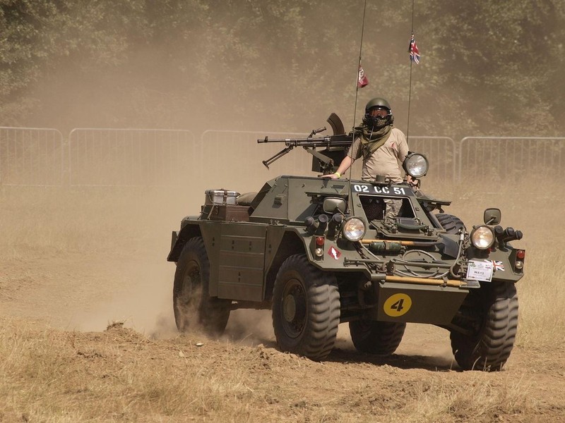 Xe trinh sát hạng nhẹ Ferret Mk-1 của Anh, được chuyển giao cho Ukraine. Ảnh mil.in ua Xe trinh sát hạng nhẹ Ferret Mk-1 của Anh, được chuyển giao cho Ukraine. Ảnh mil.in ua