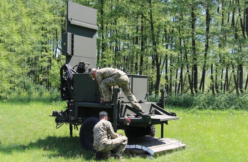 Tổ hợp radar AN / TPQ-36 của quân đội Ukraine. Năm 2021. Ukraina. Ảnh: ArmyInform