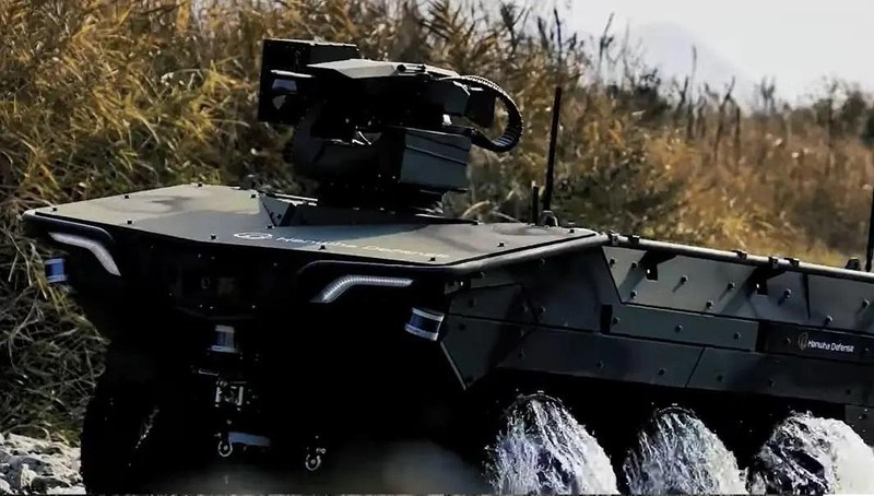 Hanwha Defense Arion-SMET 6 × 6 Xe không người lái mặt đất (UGV). Ảnh Hanwha Defense.