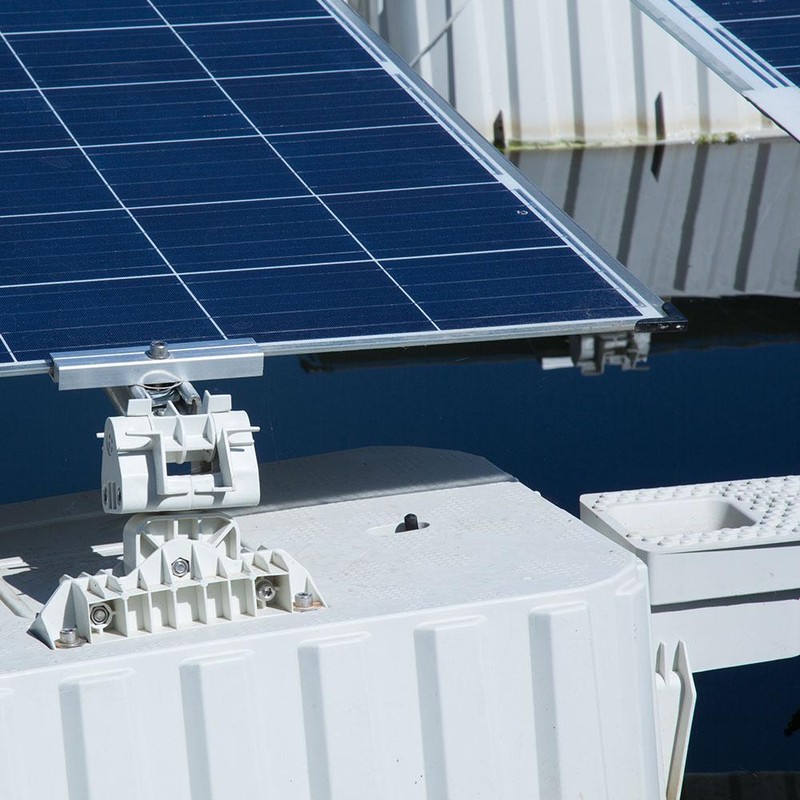 Giải pháp PROTEVS +, có 180 module theo dõi trục kép. Ảnh SolarisFloat.