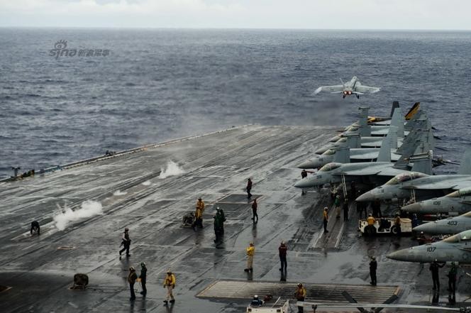 Tàu sân bay USS Ronald Reagan CVN 76 Hải quân Mỹ. Ảnh: Sina