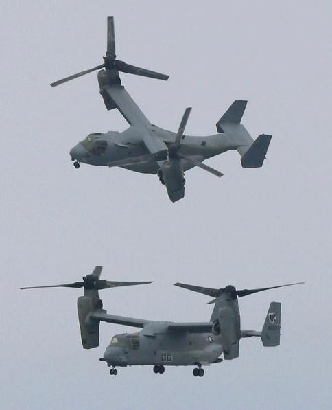 Máy bay vận tải cánh xoay nghiêng MV-22 Osprey Mỹ hạ cánh xuống tàu sân bay trực thăng Hyuga Nhật Bản trong cuộc diễn tập liên hợp ngày 14/6/2013 (ảnh tư liệu)