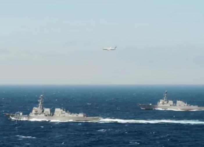 Máy bay săn ngầm Mỹ giám sát hoạt động của tàu chiến, tàu ngầm Trung Quốc trên Ấn Độ Dương. Ảnh: Sina.