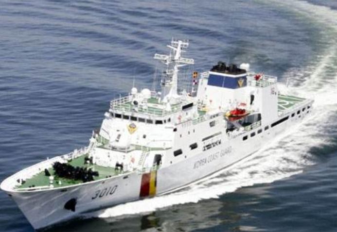 Tàu cảnh sát biển Hàn Quốc. Ảnh: Thời báo Hoàn Cầu