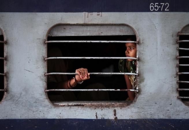 Ấn Độ còn gặp nhiều khó khăn về điện như mất điện. Ảnh: Cankao