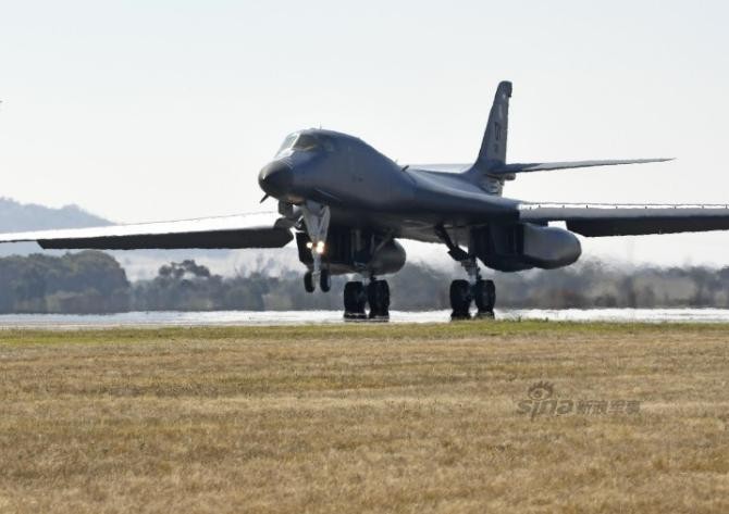 Máy bay ném bom chiến lược B-1B Lancer Mỹ. Ảnh: Sina
