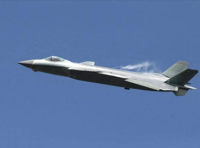 Máy bay chiến đấu tàng hình J-20 Trung Quốc. Ảnh: Sina