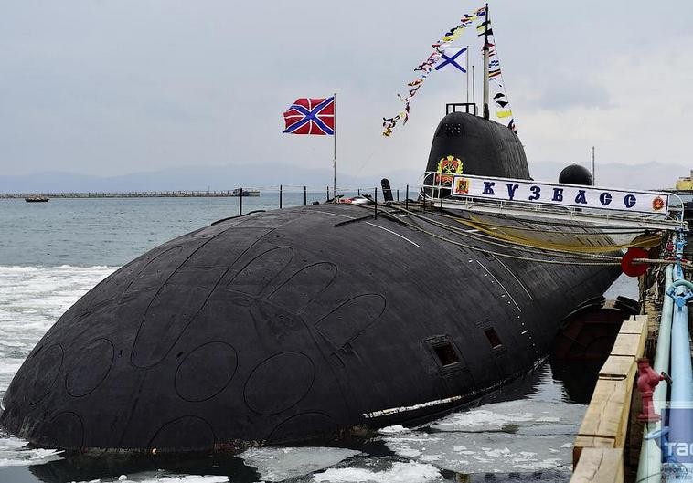 Tàu ngầm hạt nhân tấn công Shchuka-B Type 971 lớp Akula, Nga. Ảnh: QQ