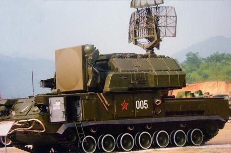 Hệ thống tên lửa phòng không tầm gần HQ-17 Trung Quốc. Ảnh: Ifeng.