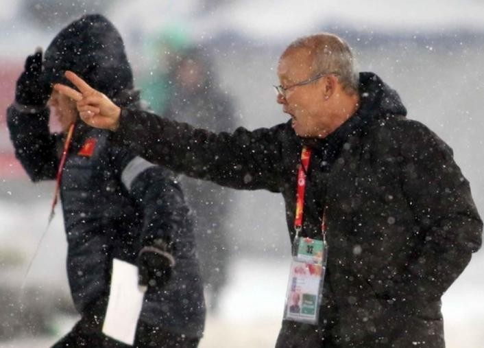 Ông Park Hang-seo, huấn luyện viên trưởng đội tuyển bóng đá Việt Nam trong trận chung kết giữa U23 Việt Nam và U23 Uzbekistan tại Vòng chung kết U23 châu Á 2018. Ảnh: Yonhap.