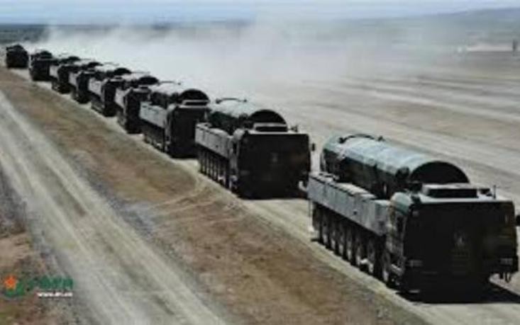 Tên lửa đạn đạo xuyên lục địa Đông Phong-31AG Trung Quốc. Ảnh: Sina.