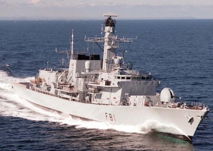 Tàu khu trục săn ngầm HMS Sutherland của hải quân hoàng gia Anh. Ảnh: The Telegraph.
