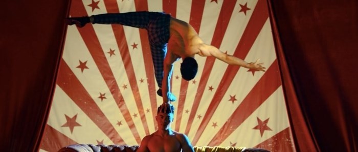 Những tài năng Việt trong clip 'Phê không tưởng' của Vietnamobile - Ảnh 1