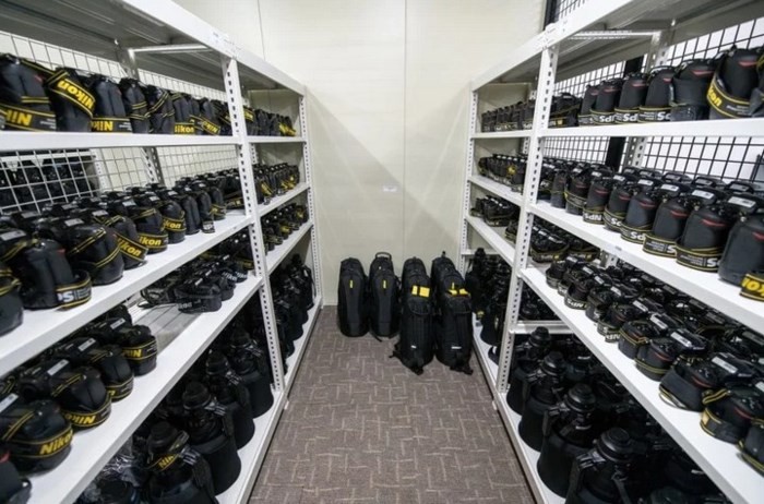 Ngỡ ngàng với kho ống kính DSLR Canon và Nikon phục vụ Olympic PyeongChang 2018 - Ảnh 1