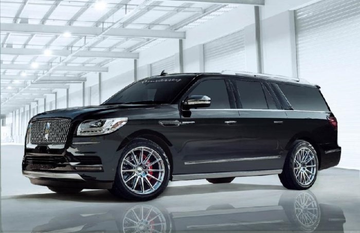 Nâng cấp chiếc SUV cỡ lớn Lincoln Navigator 2018 với sức mạnh mới - Ảnh 1