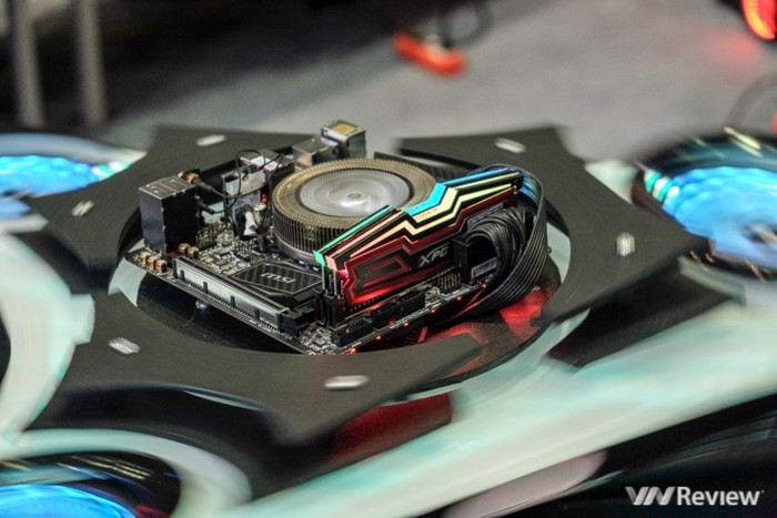 Chiêm ngưỡng máy tính hình rồng, spinner... do dân chơi Việt tự chế - Ảnh 10