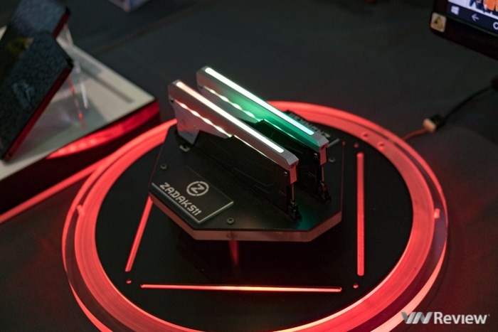 Chiêm ngưỡng máy tính hình rồng, spinner... do dân chơi Việt tự chế - Ảnh 28