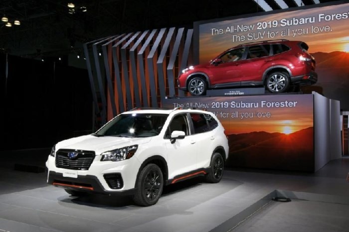 Subaru Forester 2018 lộ diện với 'mắt thần' EyeSight - Ảnh 3
