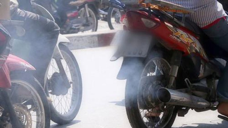 Bộ Y tế khuyến cáo người dân bảo vệ sức khỏe trước tình trạng ô nhiễm không khí ở mức nguy hại ảnh 4 Đề xuất đăng kiểm xe máy ở Hà Nội để giảm ô nhiễm không khí
