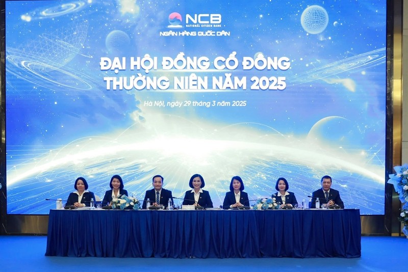 Ban chủ toạ NCB (2).jpg