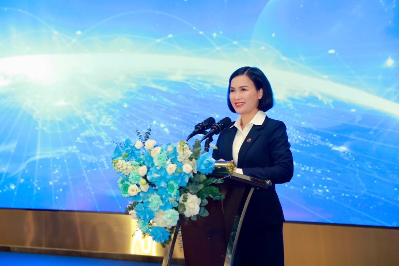 Chủ tịch NCB.jpg