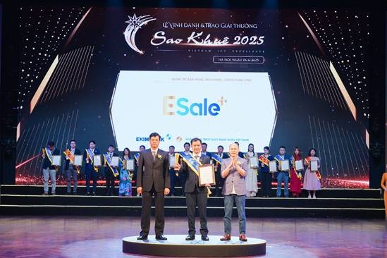 Eximbank ghi dấu ấn với hai giải pháp công nghệ xuất sắc là ESale+ và BPM được vinh doanh tại Giải thưởng Sao Khuê 2025.